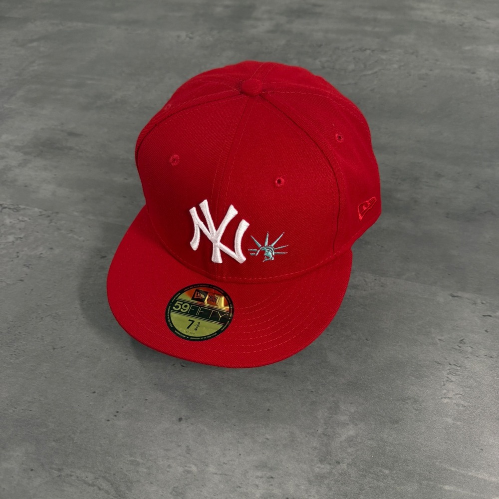Hat Club New York Yankees New Era Cap 7 3/4 Red Statue Lady Liberty MLB Cap‎